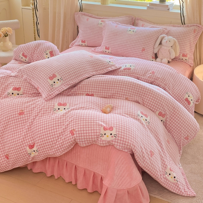 富之航家纺 2025秋冬新款牛奶绒印花床盖四件套 幸运猫咪