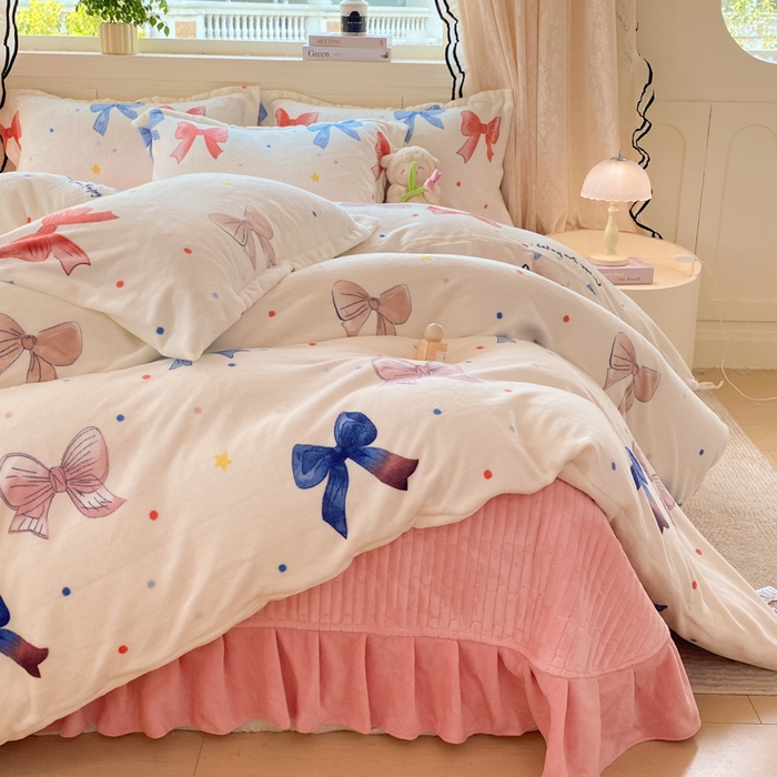 91家纺网 家纺一手货源 找家纺 富之航家纺 2025秋冬新款牛奶绒印花床盖四件套 结缘派对