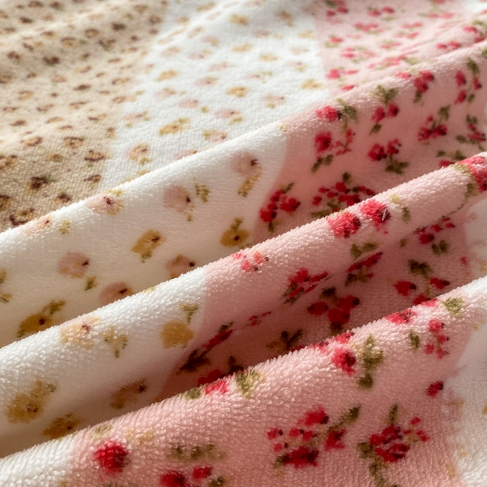 91家纺网 家纺一手货源 找家纺 富之航家纺 2025秋冬新款牛奶绒印花床盖四件套 花栖礼