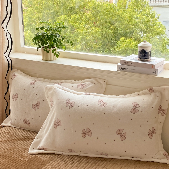 91家纺网 家纺一手货源 找家纺 富之航家纺 2025秋冬新款牛奶绒印花床盖四件套 甜心