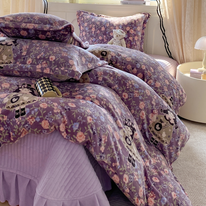 91家纺网 家纺一手货源 找家纺 富之航家纺 2025秋冬新款牛奶绒印花床盖四件套 公主城堡