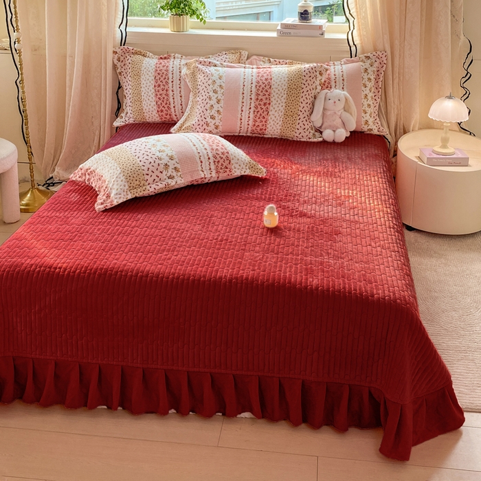 91家纺网 家纺一手货源 找家纺 富之航家纺 2025秋冬新款牛奶绒印花床盖四件套 花栖礼