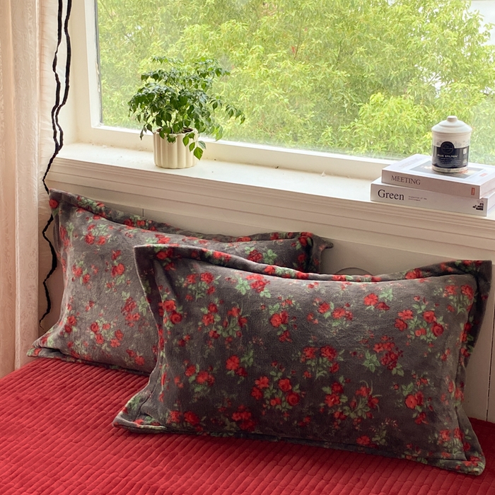 91家纺网 家纺一手货源 找家纺 富之航家纺 2025秋冬新款牛奶绒印花床盖四件套 花妖