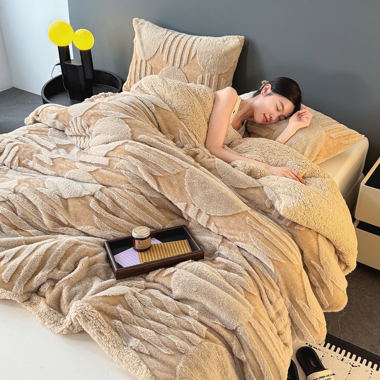 91家纺网 家纺一手货源 找家纺 枋梢家纺 2025新款亮丝兔毛绒兔毛提花北欧几何羊羔绒 双层加厚保暖盖毯 居家午睡保暖毯 几何-驼色