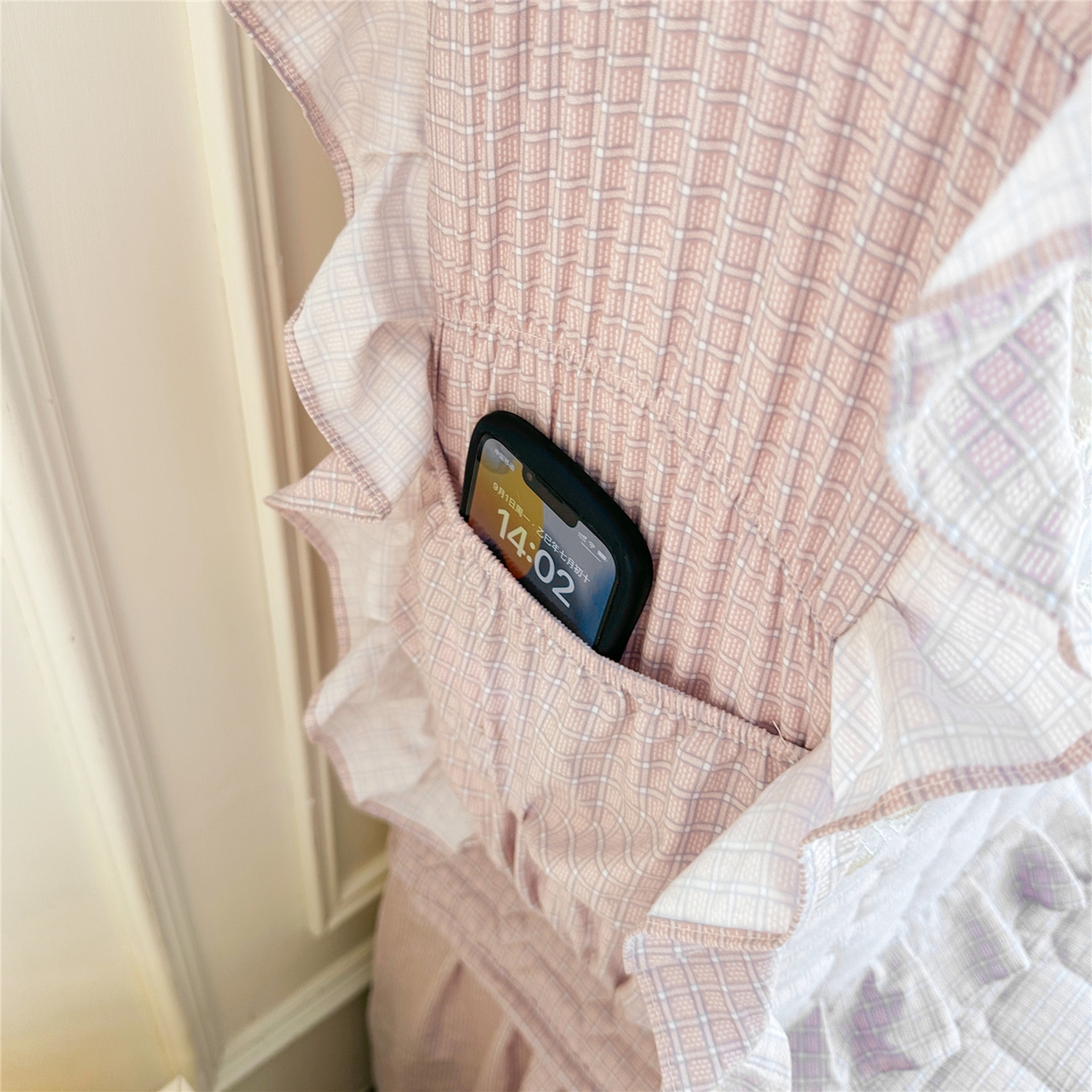 91家纺网 家纺一手货源 找家纺 十个点家纺 2025新款公主风夹棉床头罩-格小格系列 格小格-玉