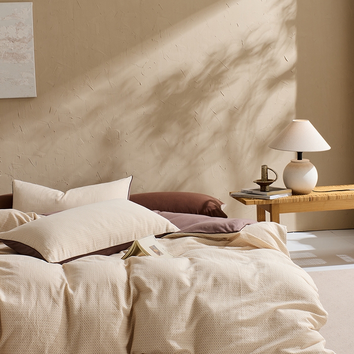 91家纺网 家纺一手货源 找家纺 LADYCOCO可可家居 2025新款针织+梭织夹棉四件套-滚绳款 双层纱 印花米色