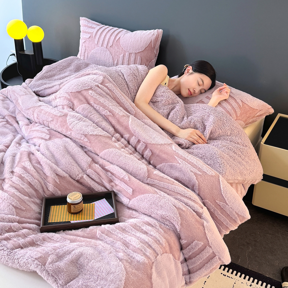 91家纺网 家纺一手货源 找家纺 枋梢家纺 2025新款亮丝兔毛绒兔毛提花北欧几何羊羔绒 双层加厚保暖盖毯 居家午睡保暖毯 几何-紫色