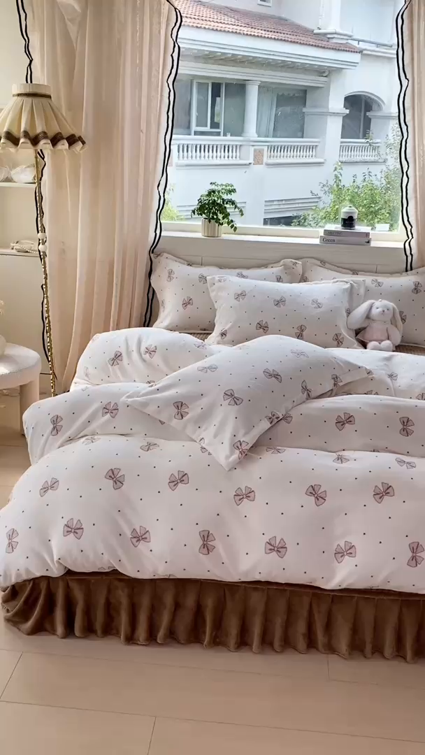 91家纺网 家纺一手货源 找家纺 富之航家纺 2025秋冬新款牛奶绒印花床盖四件套 甜心