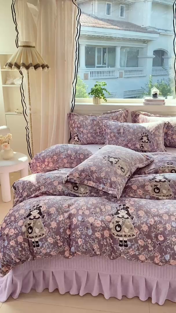 91家纺网 家纺一手货源 找家纺 富之航家纺 2025秋冬新款牛奶绒印花床盖四件套 公主城堡