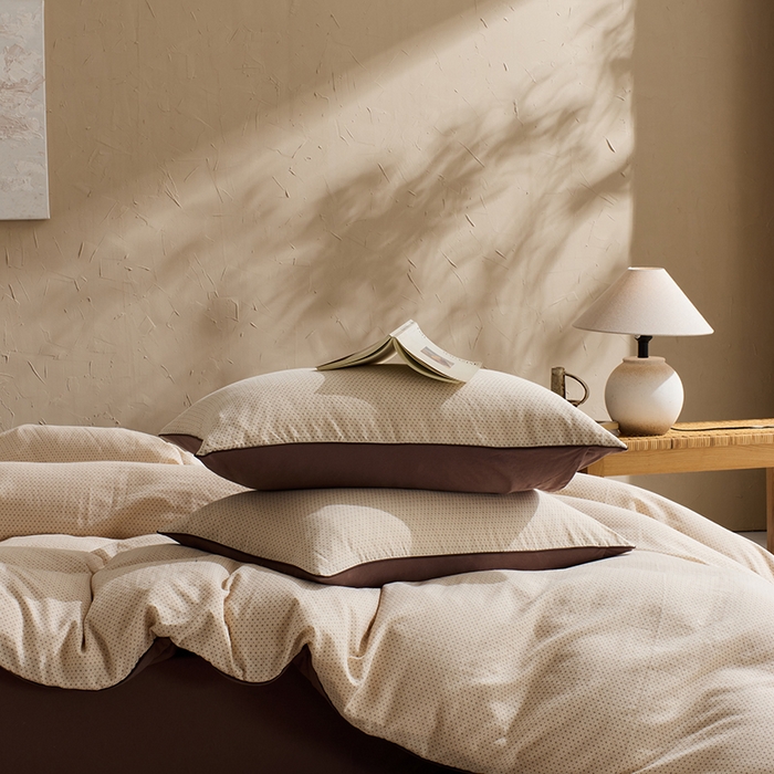 91家纺网 家纺一手货源 找家纺 LADYCOCO可可家居 2025新款针织+梭织夹棉四件套-滚绳款 双层纱 印花米色