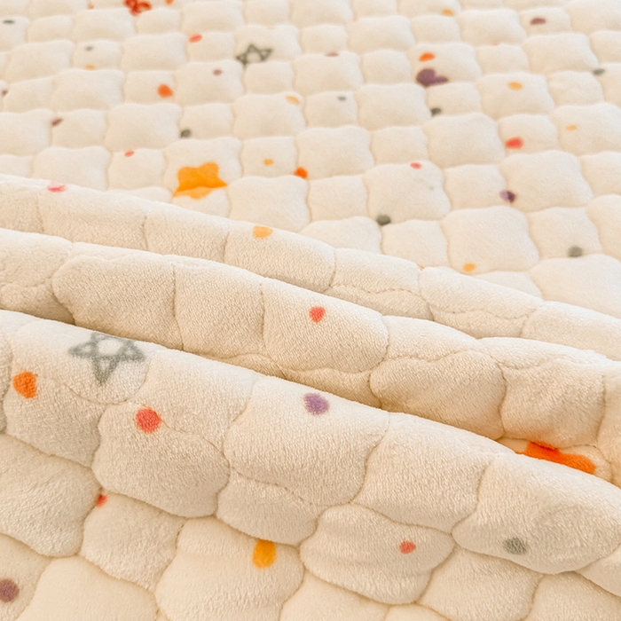 91家纺网 家纺一手货源 找家纺 喜居 2025新款高克重印花牛奶绒夹棉床褥床垫子褥子床护垫 童话星空