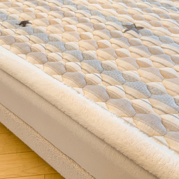 91家纺网 家纺一手货源 找家纺 喜居 2025新款高克重印花牛奶绒夹棉床褥床垫子褥子床护垫 星河