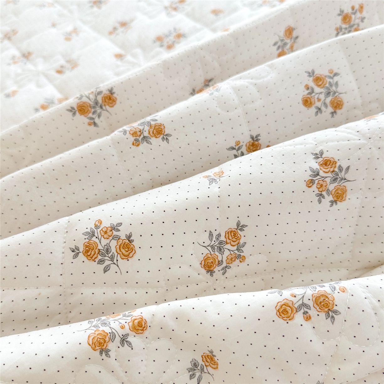 91家纺网 家纺一手货源 找家纺 十个点家纺 2025新款加厚磨毛木棉床裙三件套-绫罗系列 木棉花