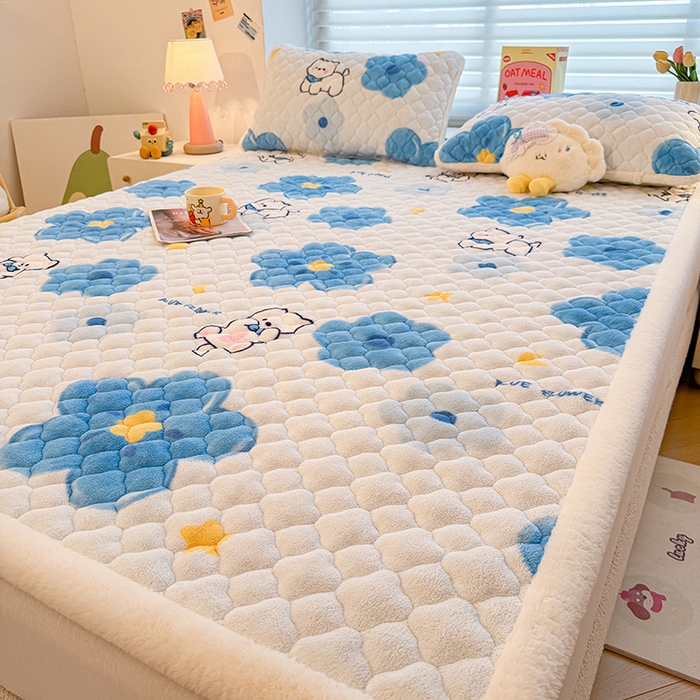 91家纺网 家纺一手货源 找家纺 喜居 2025新款高克重印花牛奶绒夹棉床褥床垫子褥子床护垫 元气喵