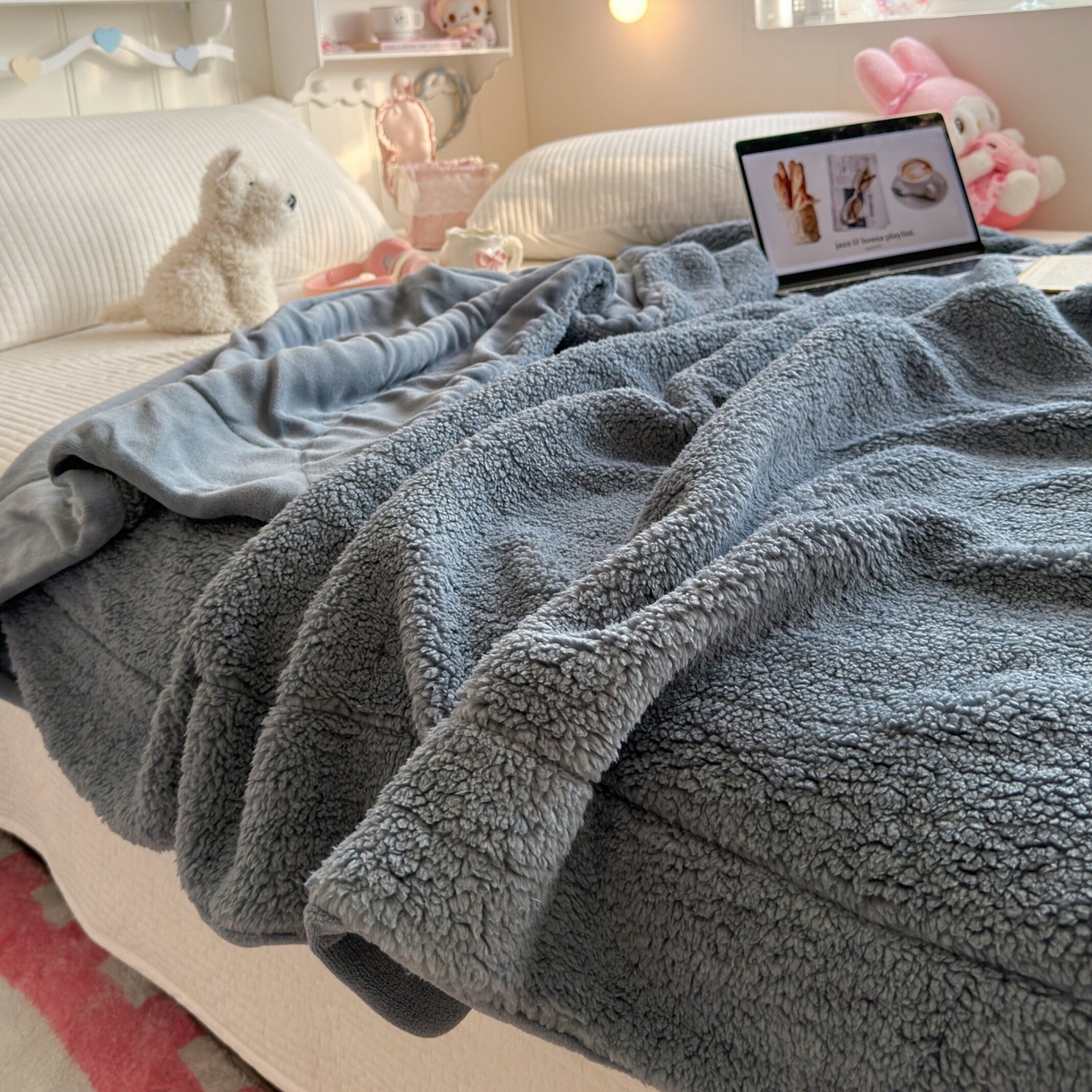 91家纺网 家纺一手货源 找家纺 顾里家纺 2025新款韩系糯叽叽纯色羊羔绒毯毛毯毯子 黑巧灰