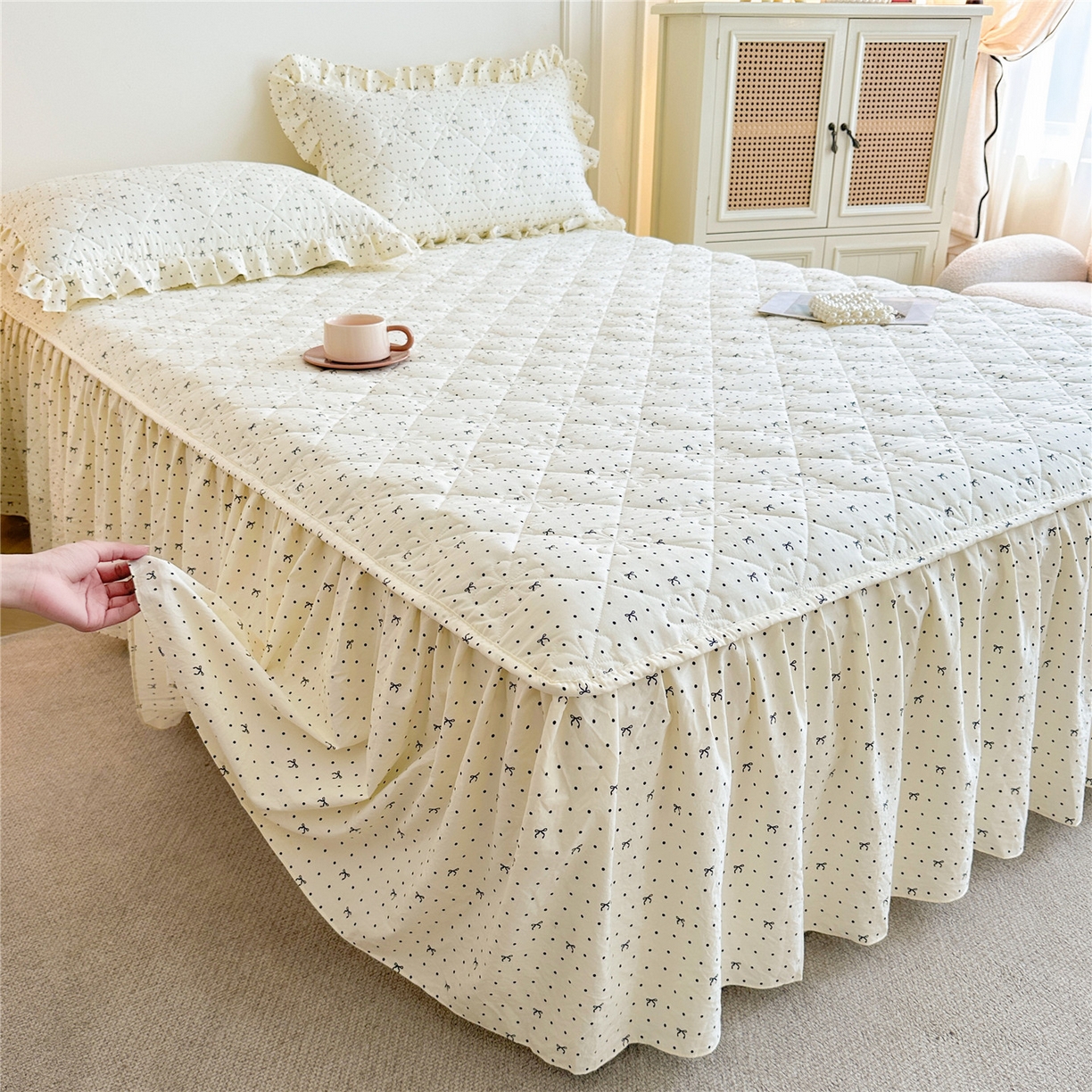 91家纺网 家纺一手货源 找家纺 十个点家纺 2025新款加厚磨毛木棉床裙三件套-绫罗系列 同心结