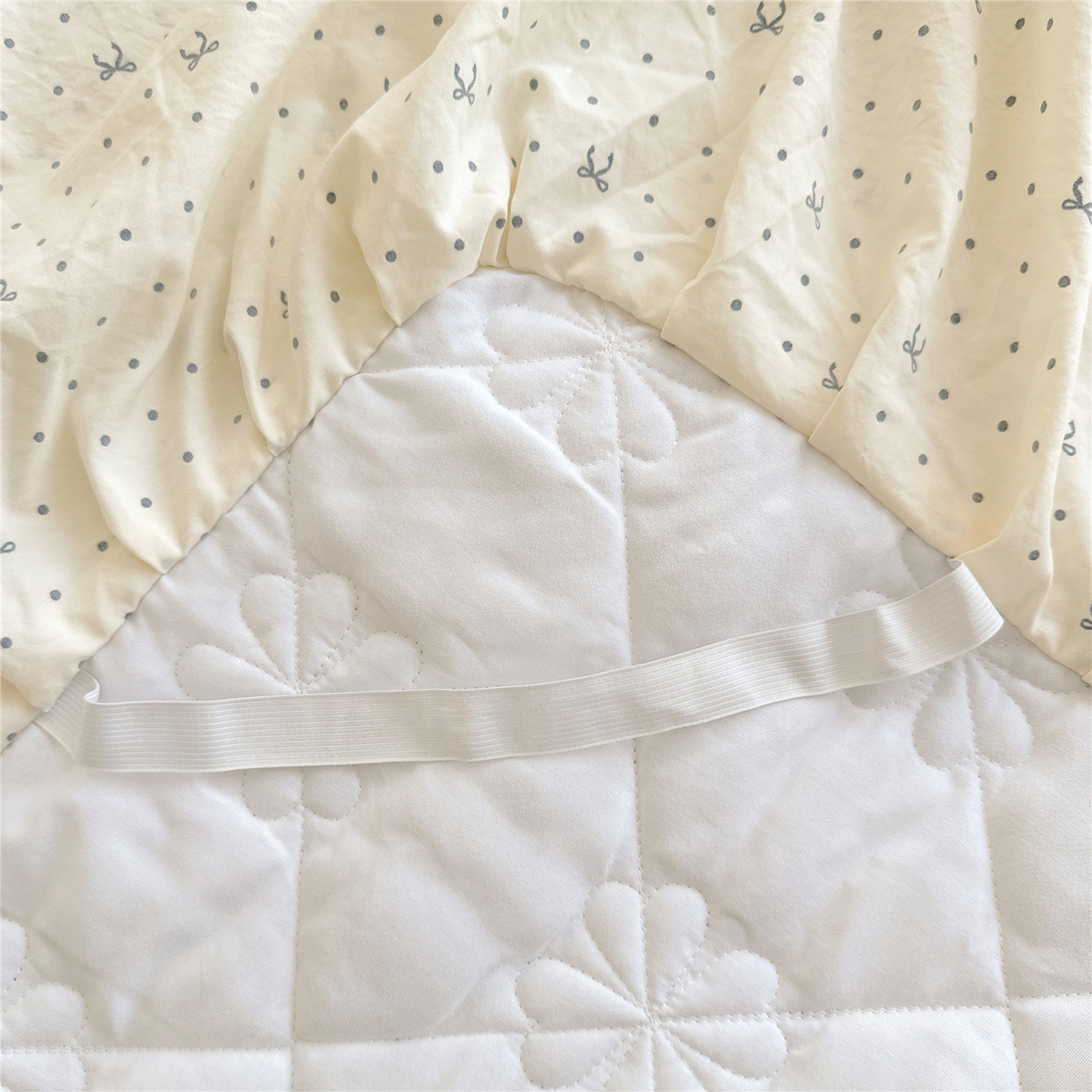 91家纺网 家纺一手货源 找家纺 十个点家纺 2025新款加厚磨毛木棉床裙三件套-绫罗系列 同心结