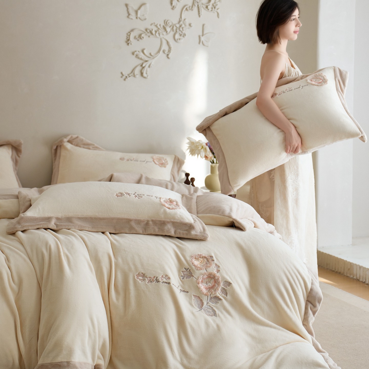 91家纺网 家纺一手货源 找家纺 蓝梦 2025新款270g全消光牛奶绒四件套-甜心奶泡 甜心奶泡-米杏