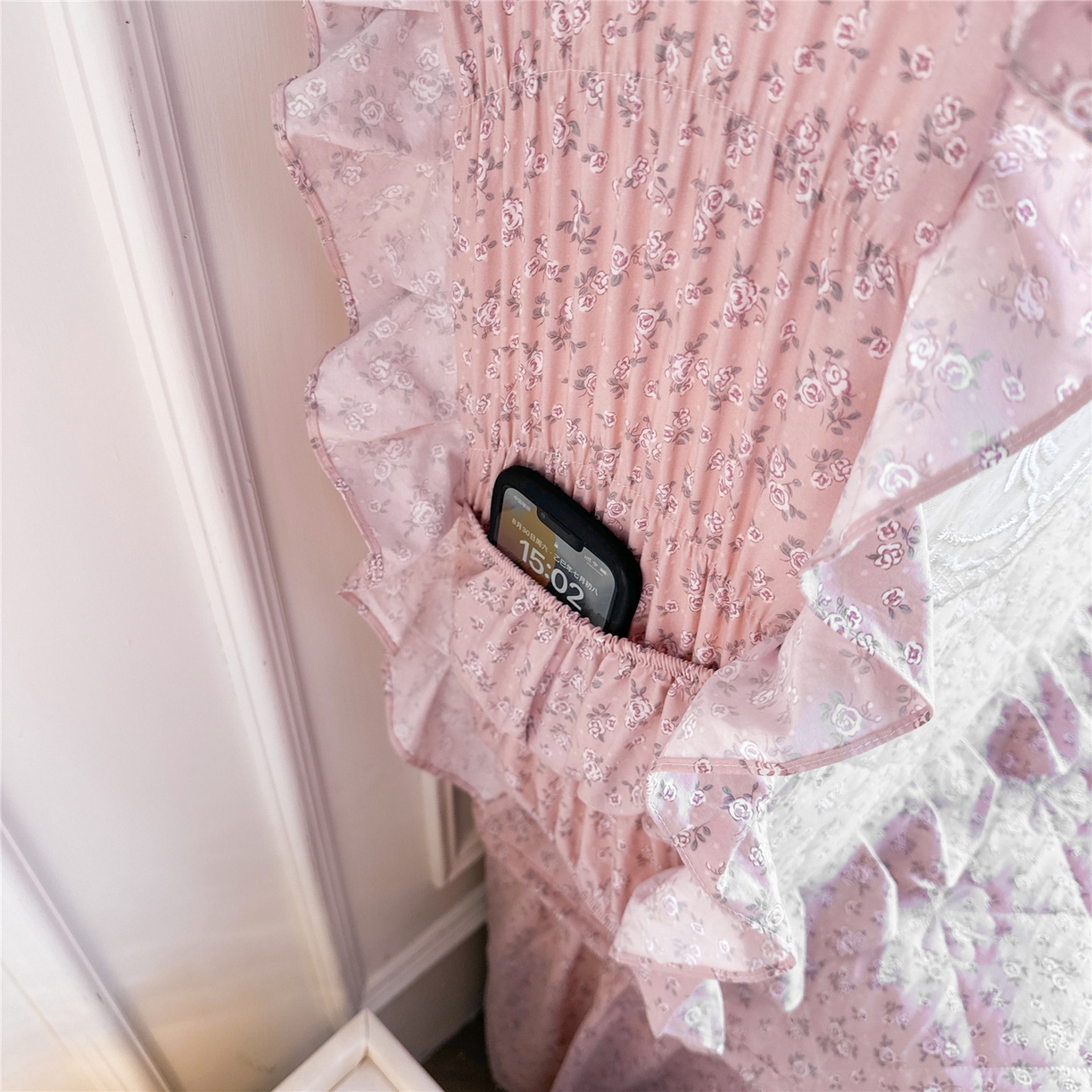 91家纺网 家纺一手货源 找家纺 十个点家纺 2025新款公主风夹棉床头罩-绫罗系列 爱意萌萌