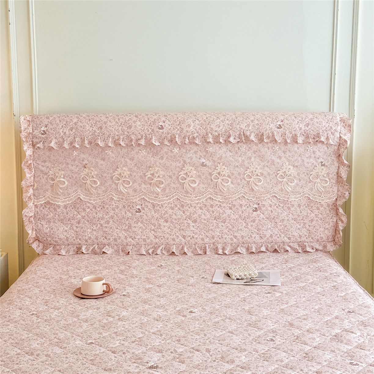 十个点家纺 2025新款公主风夹棉床头罩-绫罗系列 蝴蝶兔