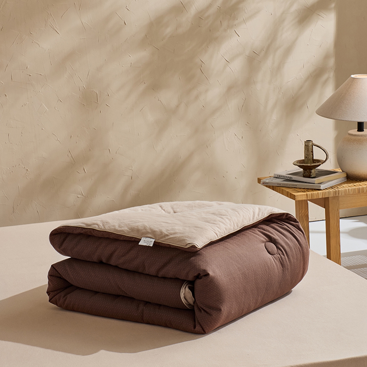 91家纺网 家纺一手货源 找家纺 LADYCOCO可可家居 2025新款针织+梭织被子（春秋被、冬被）被子被芯 双层纱被子咖色