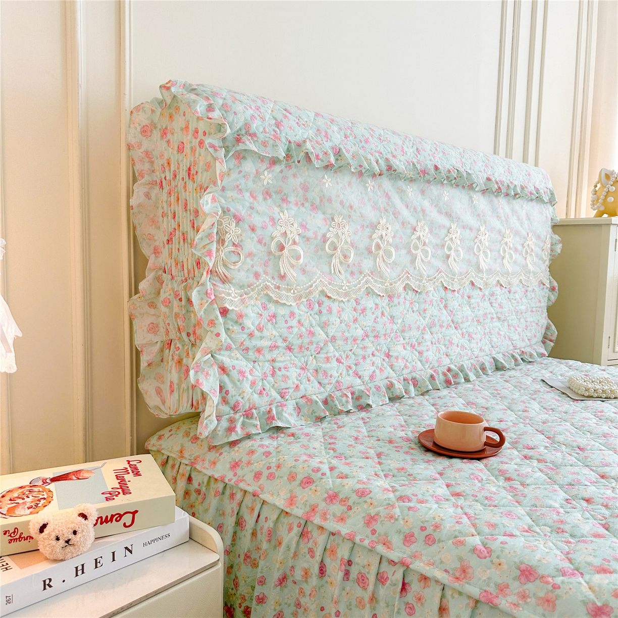 91家纺网 家纺一手货源 找家纺 十个点家纺 2025新款公主风夹棉床头罩-绫罗系列 海棠花