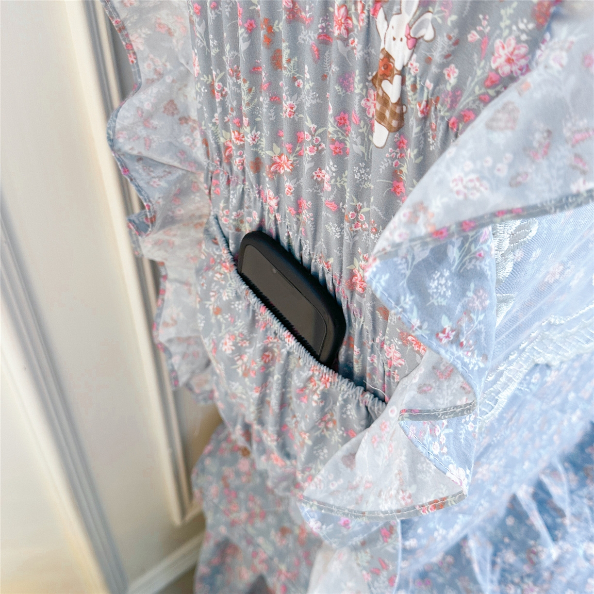 91家纺网 家纺一手货源 找家纺 十个点家纺 2025新款公主风夹棉床头罩-绫罗系列 米兰