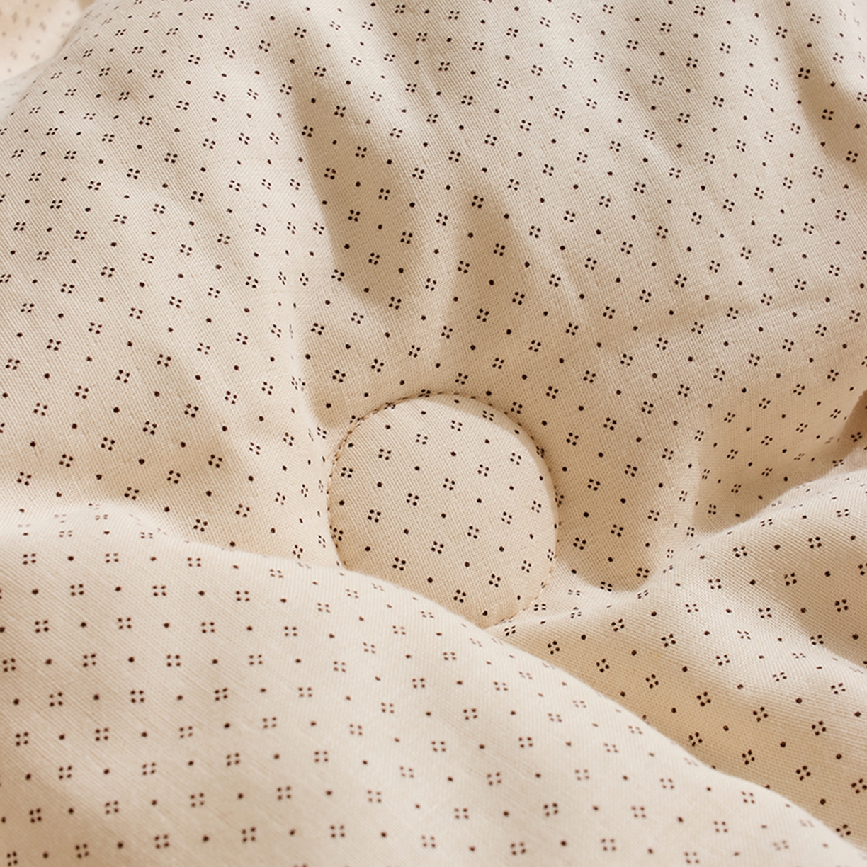 91家纺网 家纺一手货源 找家纺 LADYCOCO可可家居 2025新款针织+梭织被子（春秋被、冬被）被子被芯 双层纱被子米色