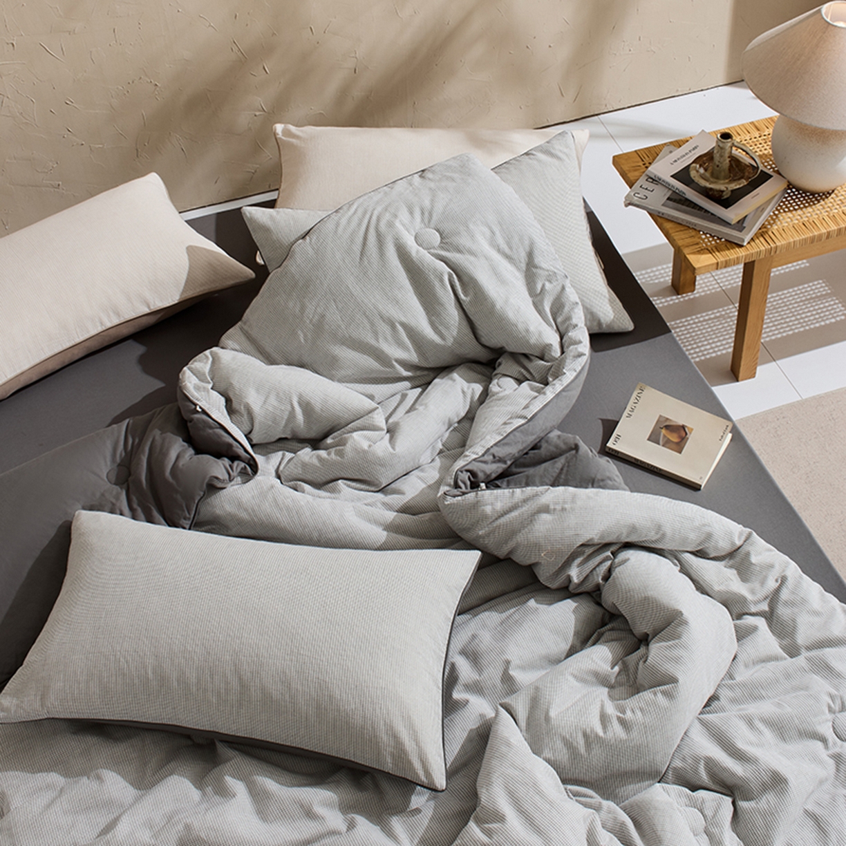 91家纺网 家纺一手货源 找家纺 LADYCOCO可可家居 2025新款针织+梭织被子（春秋被、冬被）被子被芯 星羽皱被子格子灰色