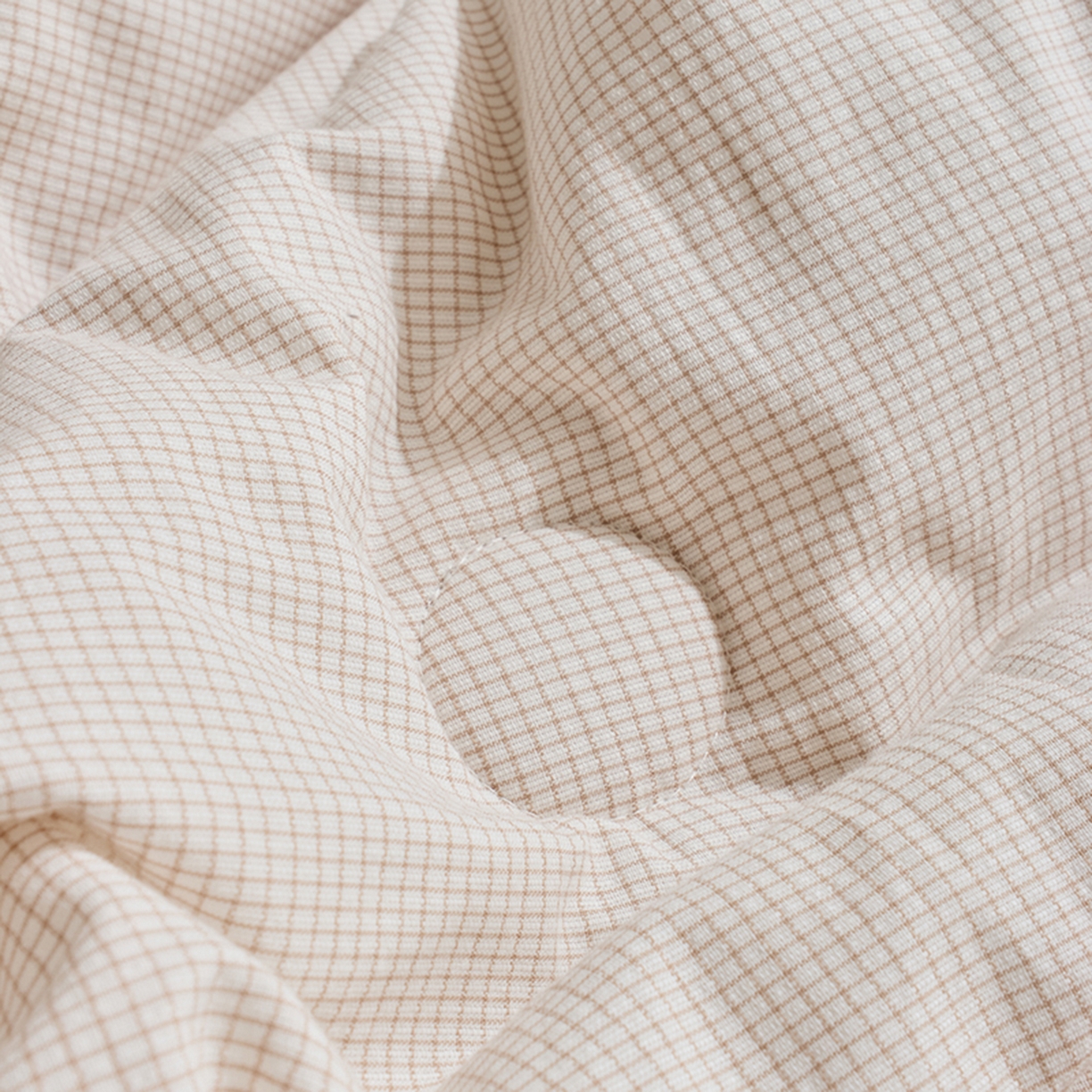 91家纺网 家纺一手货源 找家纺 LADYCOCO可可家居 2025新款针织+梭织被子（春秋被、冬被）被子被芯 星羽皱被子格子米色