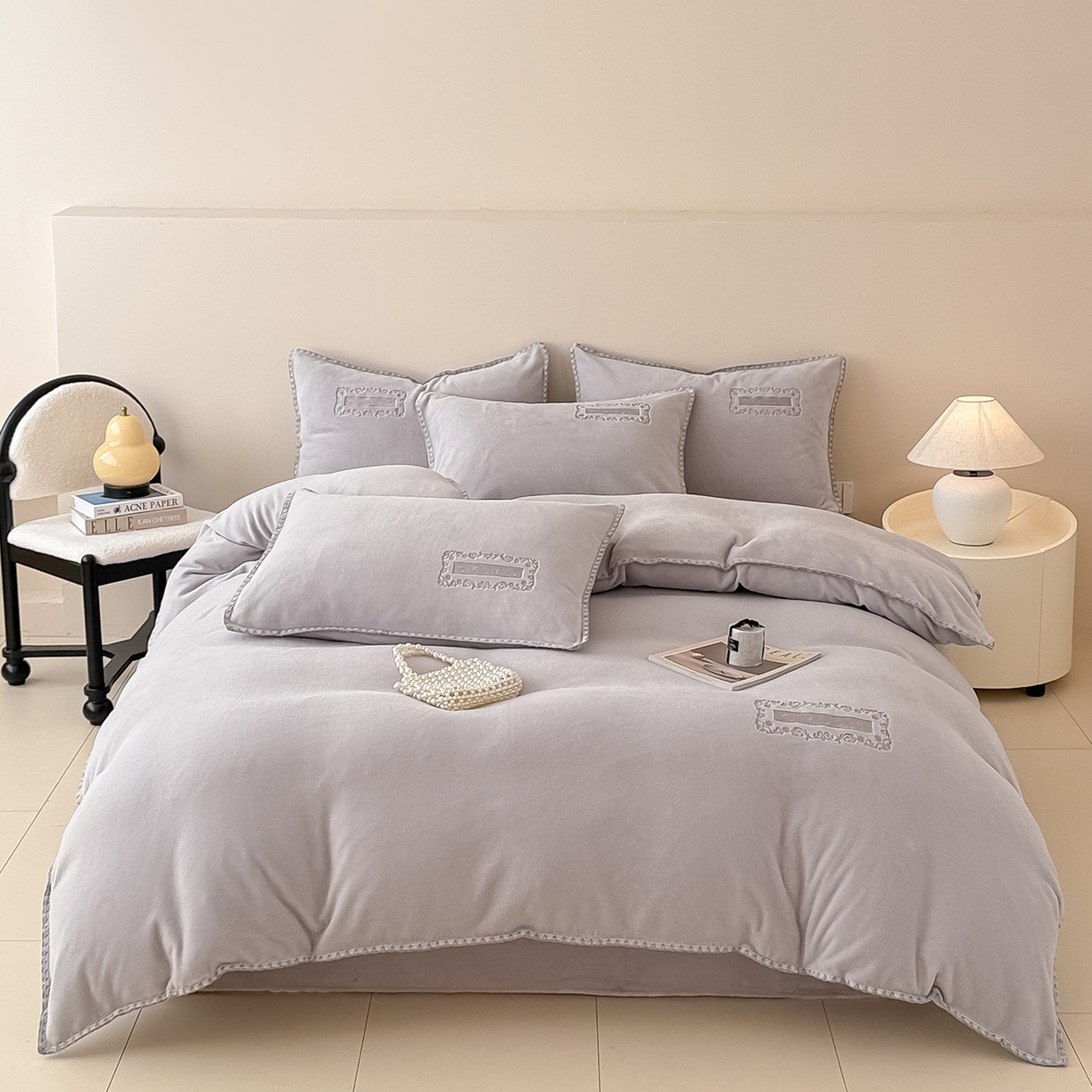 91家纺网 家纺一手货源 找家纺 （总）懒猫家纺 2025新款A类贝壳绣纯色海獭绒四件套