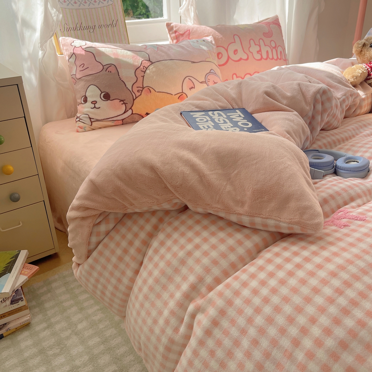 91家纺网 家纺一手货源 找家纺 沐慕 2025新款牛奶绒加厚保暖毛巾绣四件套 牛奶绒-蝴蝶结猫咪