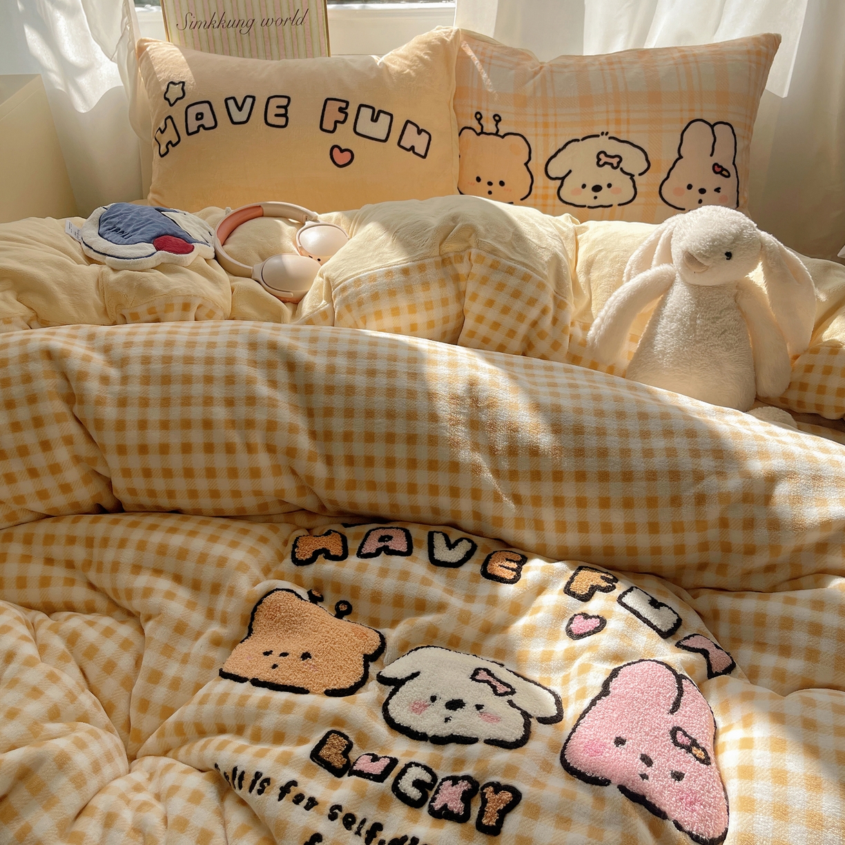 91家纺网 家纺一手货源 找家纺 沐慕 2025新款牛奶绒加厚保暖毛巾绣四件套 牛奶绒-三小只