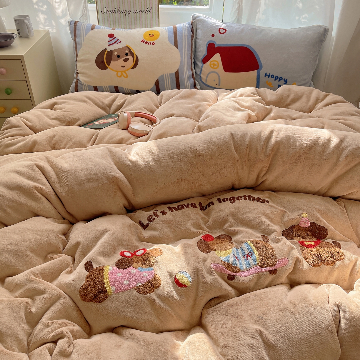 91家纺网 家纺一手货源 找家纺 沐慕 2025新款牛奶绒加厚保暖毛巾绣四件套 牛奶绒-腊肠狗