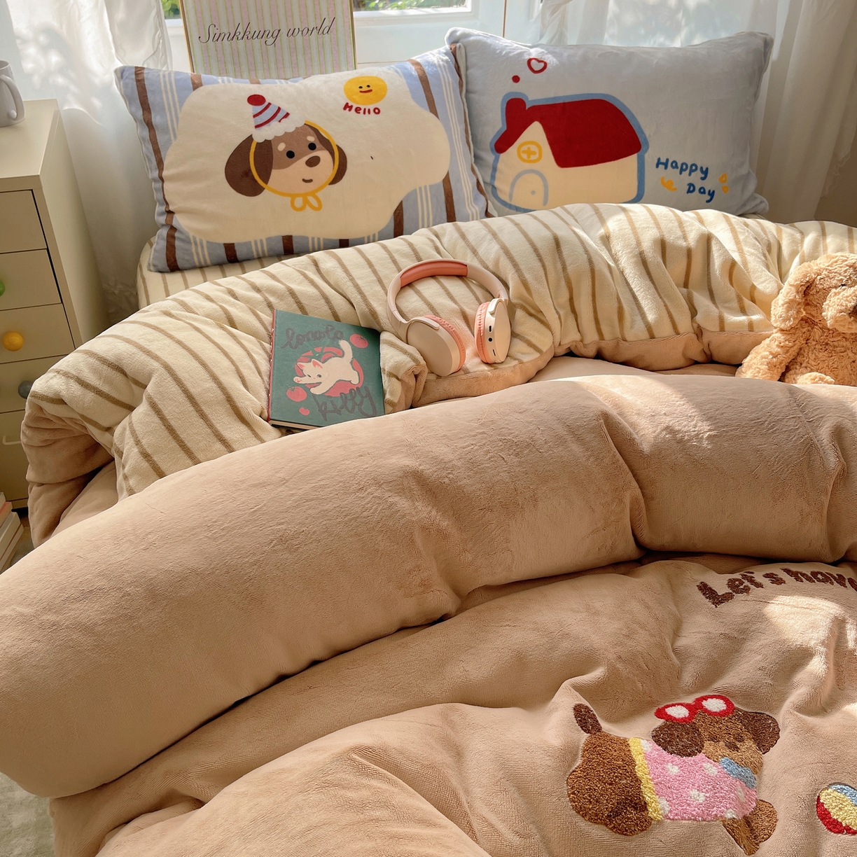 91家纺网 家纺一手货源 找家纺 沐慕 2025新款牛奶绒加厚保暖毛巾绣四件套 牛奶绒-腊肠狗