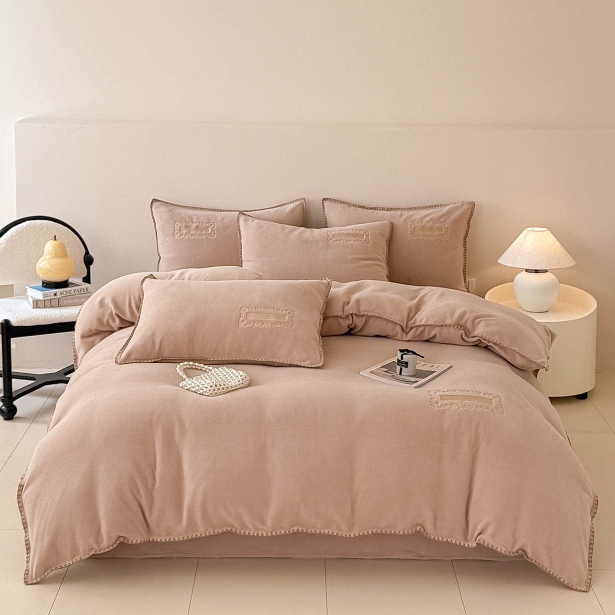 懒猫家纺 2025新款A类贝壳绣纯色海獭绒四件套 拿铁咖