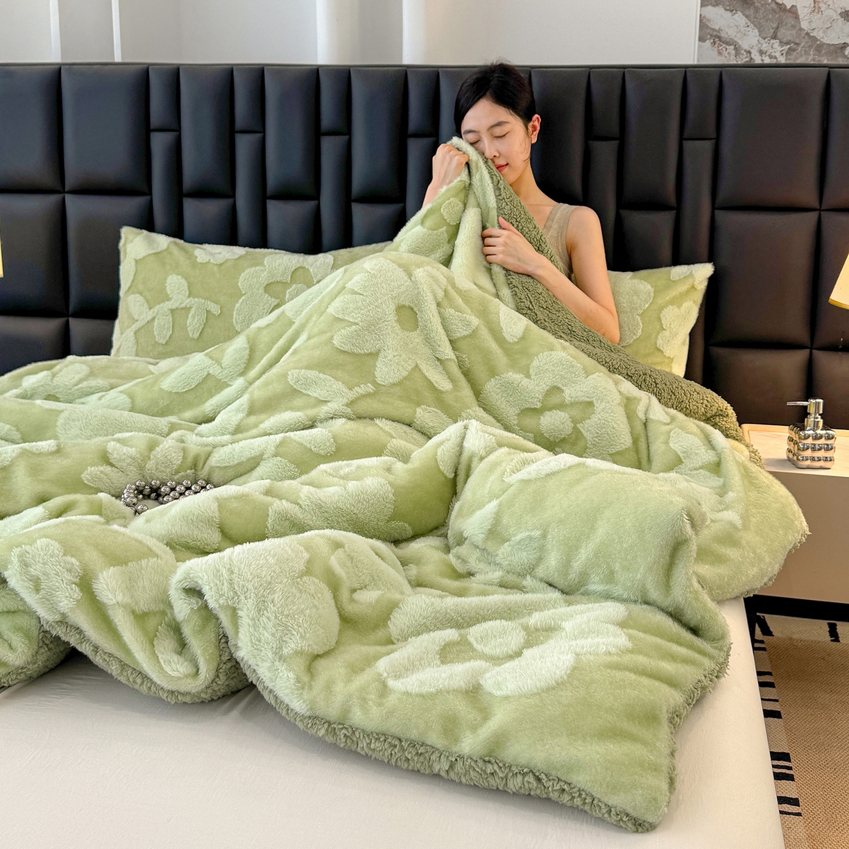 枋梢家纺 2025新款亮丝兔毛绒兔毛提花暖居花漾羊羔绒 双层加厚保暖盖毯 居家午睡保暖毯 花漾-绿色