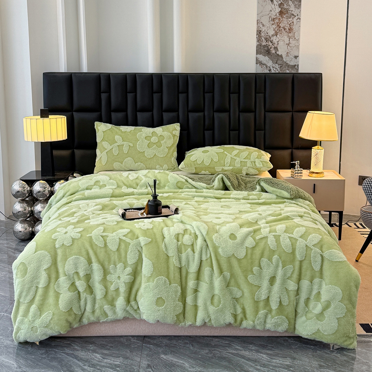 91家纺网 家纺一手货源 找家纺 枋梢家纺 2025新款亮丝兔毛绒兔毛提花暖居花漾羊羔绒 双层加厚保暖盖毯 居家午睡保暖毯 花漾-绿色