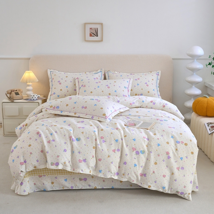 91家纺网 家纺一手货源 找家纺 三沁家居 2025新款全棉纯棉斜纹精梳长绒棉印花四件套 南瓜小镇