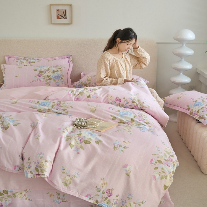 91家纺网 家纺一手货源 找家纺 三沁家居 2025新款全棉纯棉斜纹精梳长绒棉印花四件套 花团锦簇