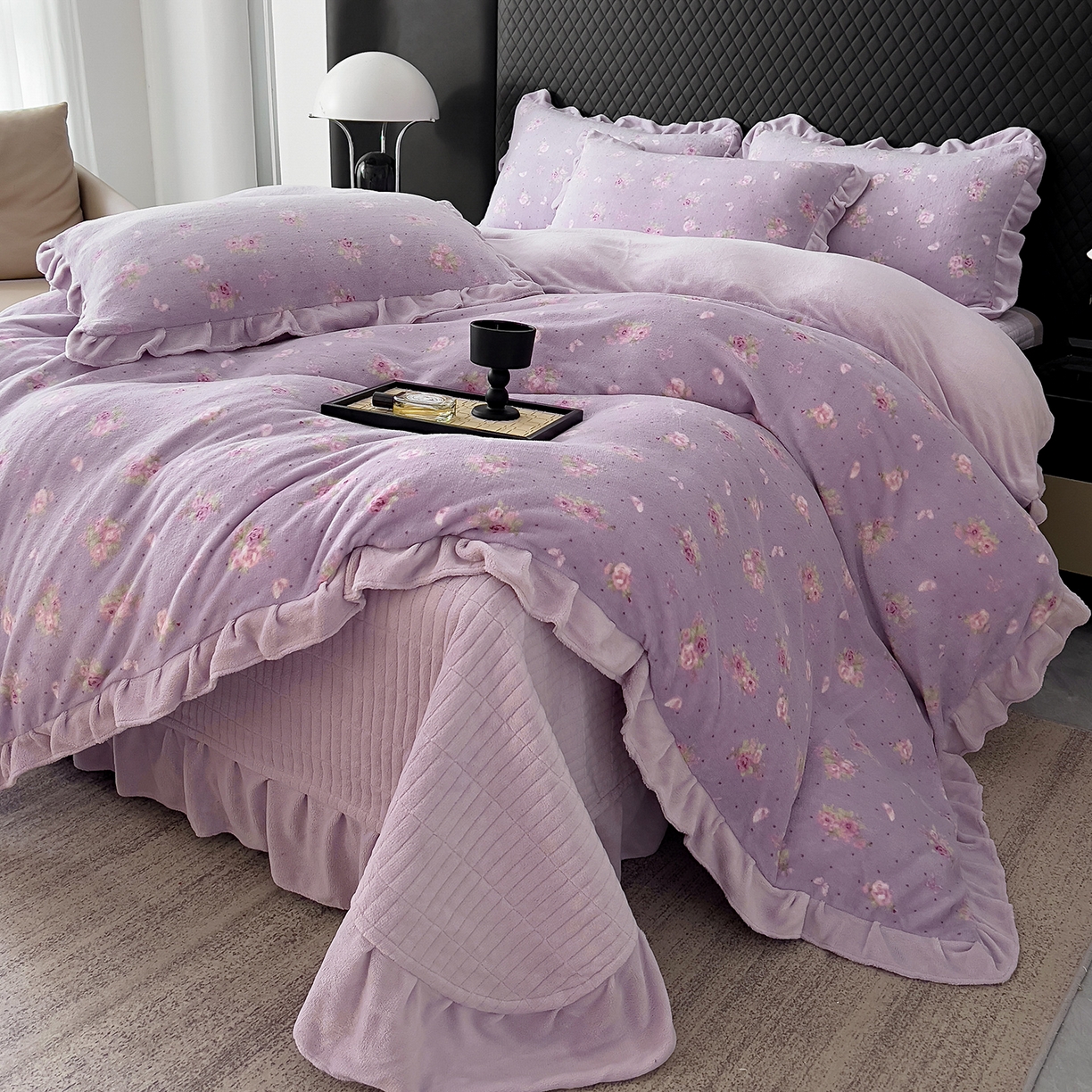 91家纺网 家纺一手货源 找家纺 （总）找底底家纺 2025新款花边9-10斤牛奶绒床盖款四件套