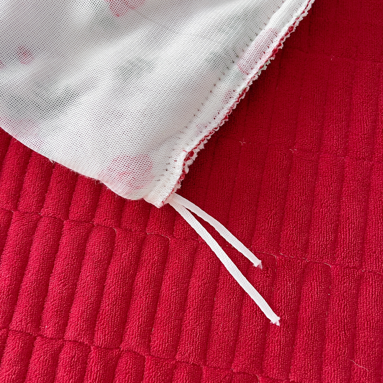 91家纺网 家纺一手货源 找家纺 找底底家纺 2025新款花边9-10斤牛奶绒床盖款四件套 梨花落