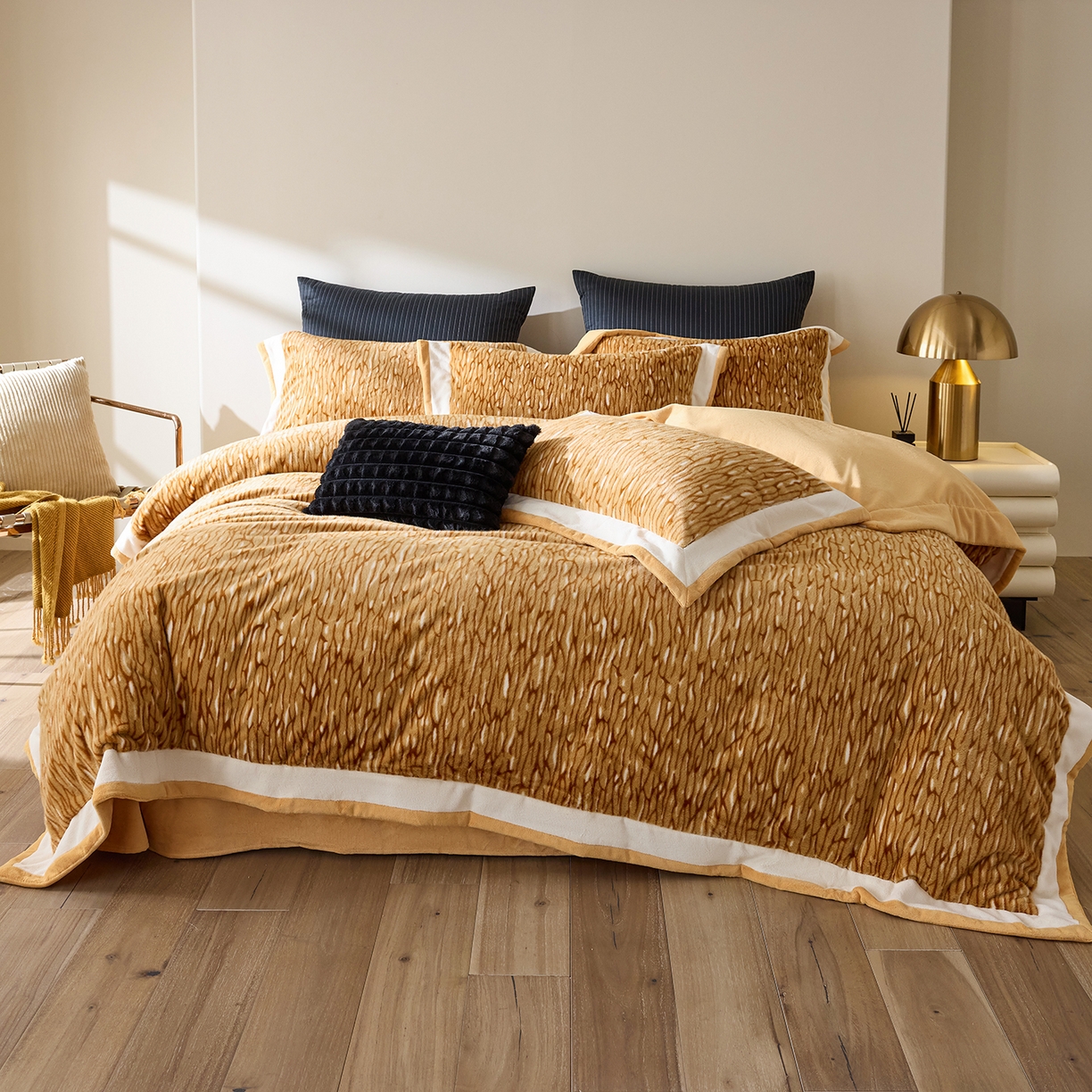 时亿家居 2025新款金貂绒牛奶绒四件套-秋日丝絮 秋日丝絮-秋黄