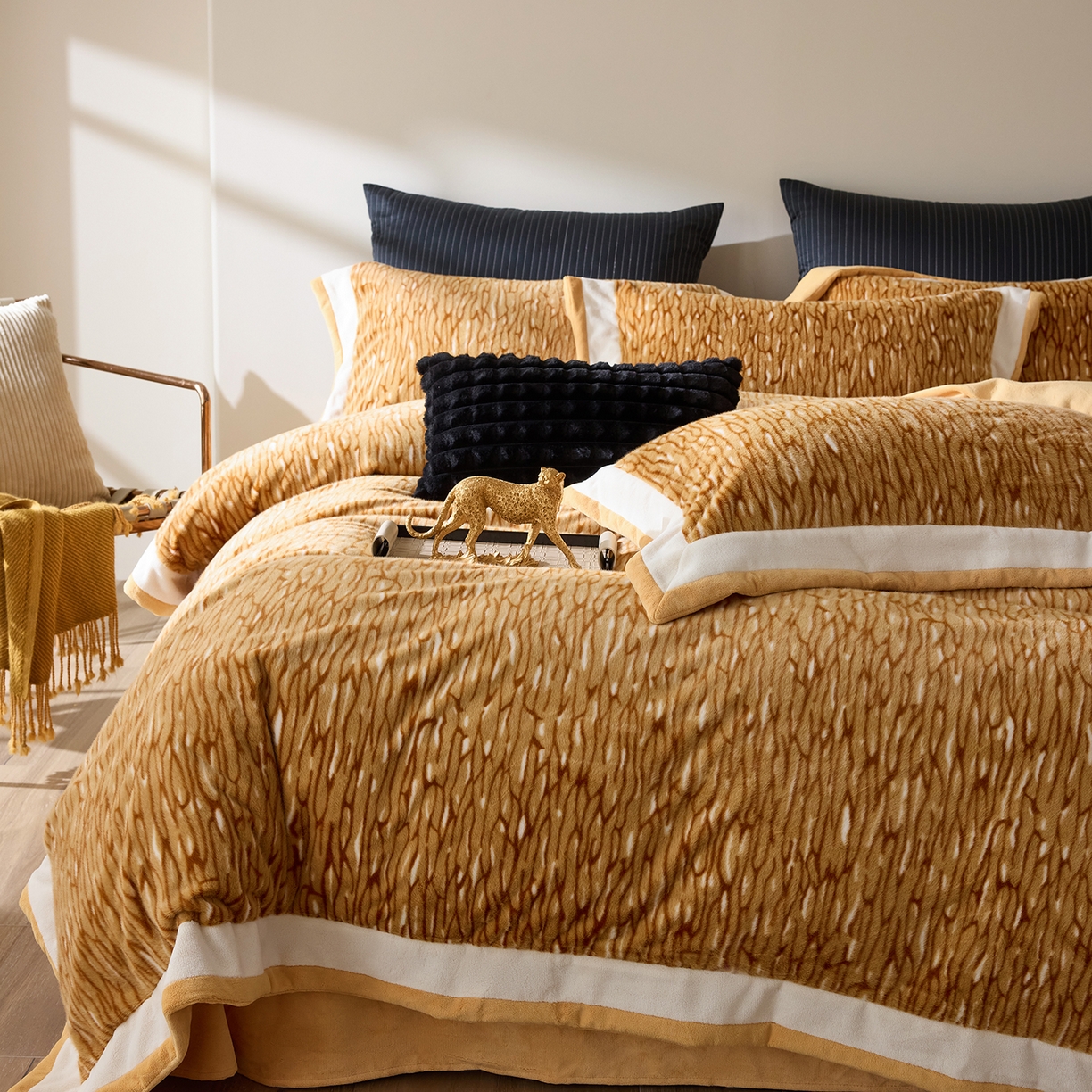 91家纺网 家纺一手货源 找家纺 时亿家居 2025新款金貂绒牛奶绒四件套-秋日丝絮 秋日丝絮-秋黄