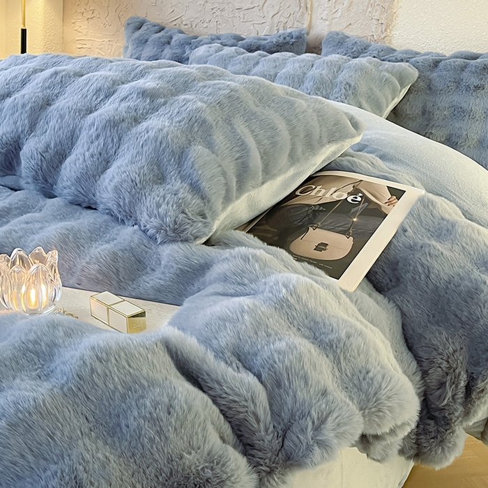 91家纺网 家纺一手货源 找家纺 （总）仔仔熊 2025新款高克重兔毛绒四件套-瑞莎