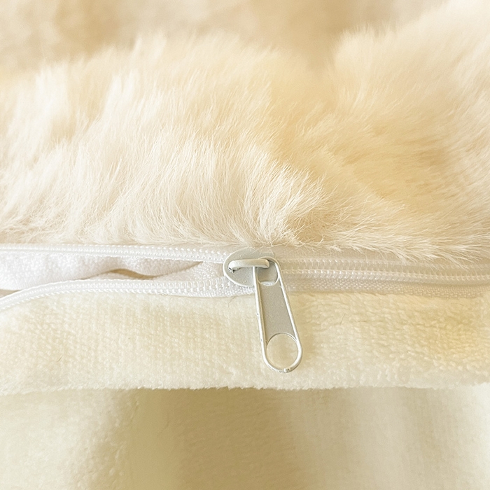 91家纺网 家纺一手货源 找家纺 仔仔熊 2025新款高克重兔毛绒四件套-瑞莎 瑞莎-奶油白