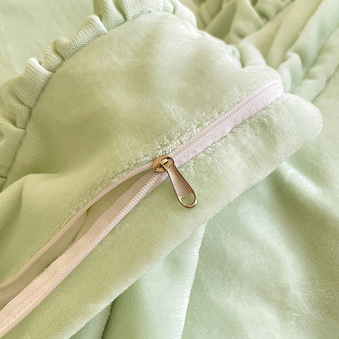 91家纺网 家纺一手货源 找家纺 畅畅家纺 2025新款轻奢高档冬季工艺款牛奶绒毛巾绣床单床笠四件套 蜜语-青柠绿