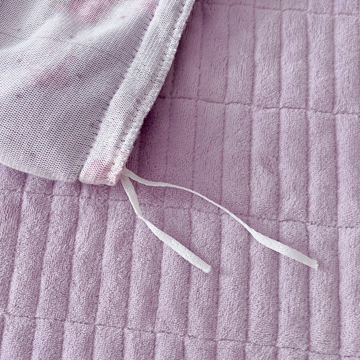 91家纺网 家纺一手货源 找家纺 找底底家纺 2025新款花边9-10斤牛奶绒床盖款四件套 紫蔻