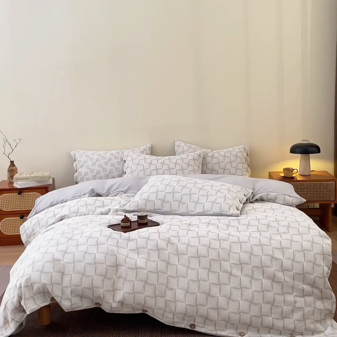 91家纺网 家纺一手货源 找家纺 九沐良品 2025新款雪尼尔棉绒大提花四件套 洛西雅-橡树棕