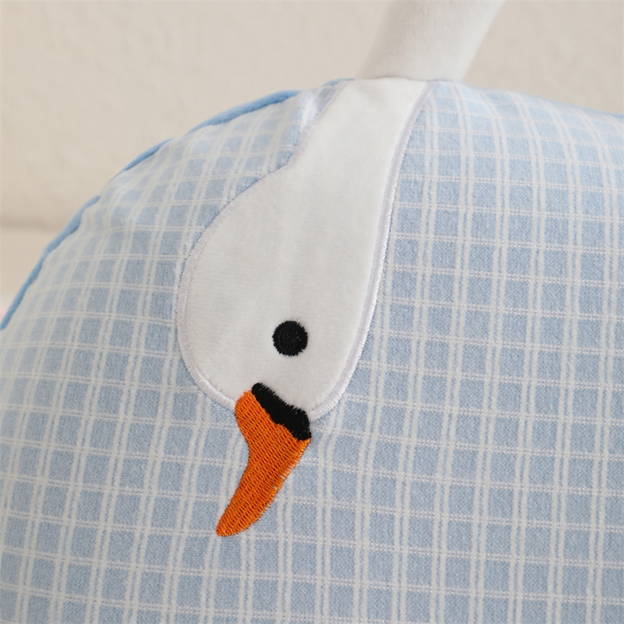 91家纺网 家纺一手货源 找家纺 （总）大熊枕芯 2025新款手提袋大鹅猫肚记忆枕